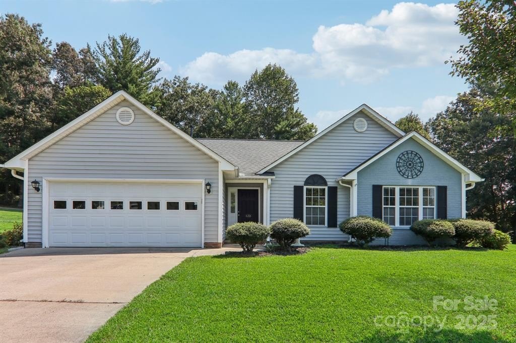 120 Hawks Nest Dr photo 5