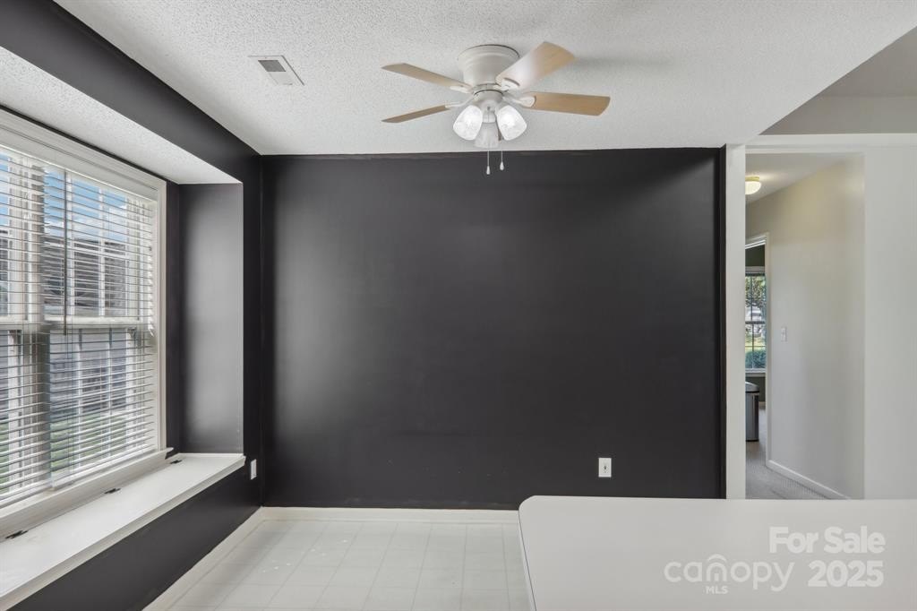 120 Hawks Nest Dr photo 18